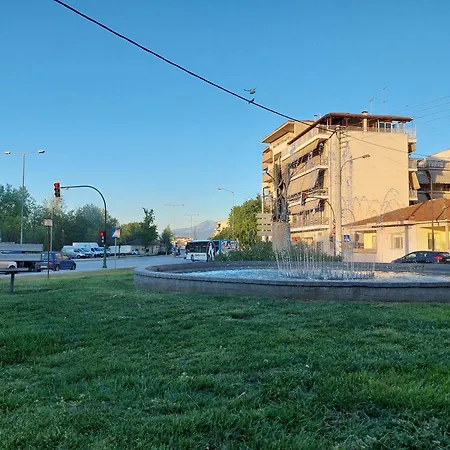 G44 Sintrivani Apartamento Larissa