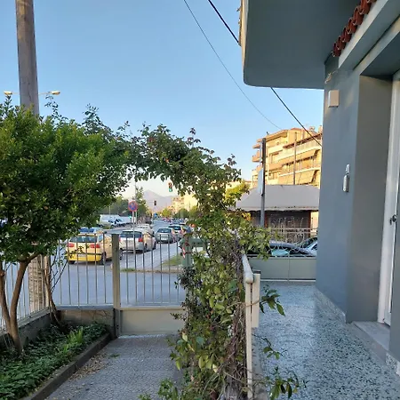 Apartment G44 Sintrivani *