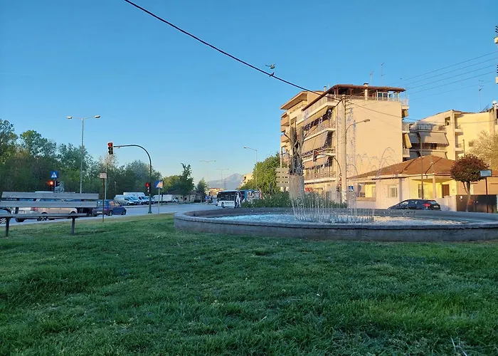G44 Sintrivani Διαμέρισμα Λάρισα